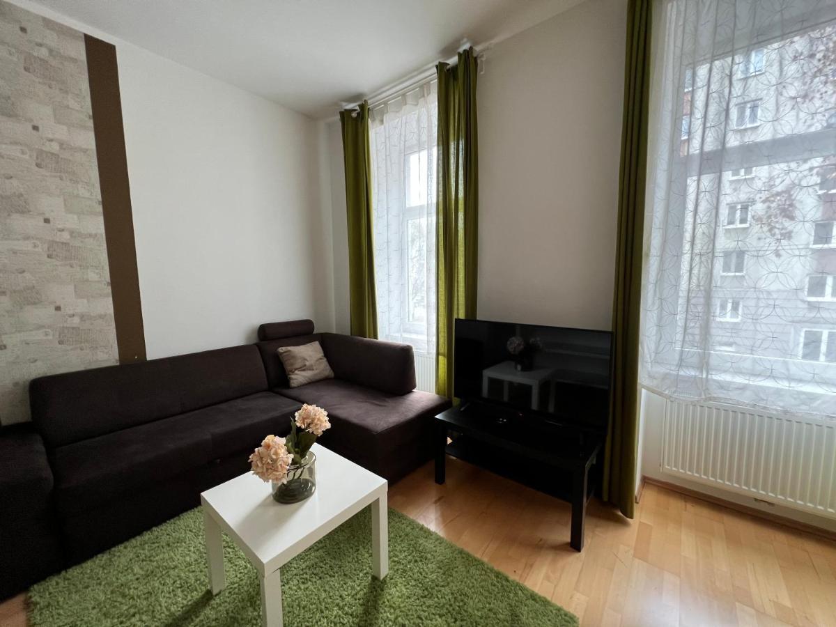 Cozy 2-Room Apartment Виена Екстериор снимка